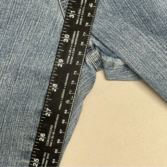 Gloria Vanderbilt Women’s Denim Blue Relaxed Jeans - Picture 10 of 11